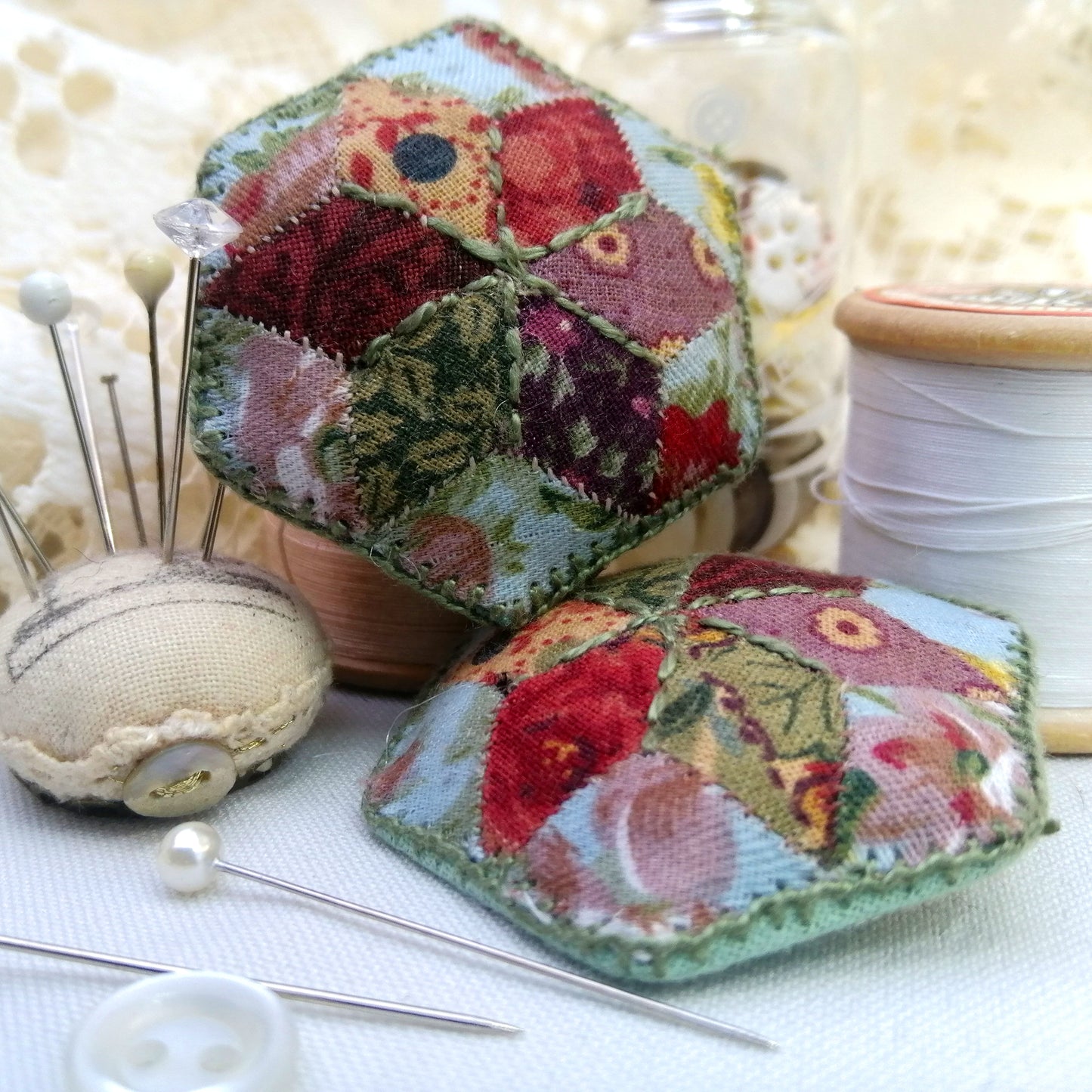Hexie Star Brooches