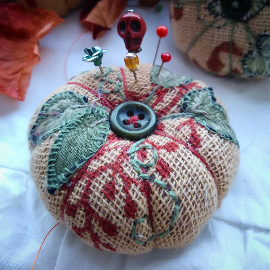 Pumpkin pincushion russet and natural colourway