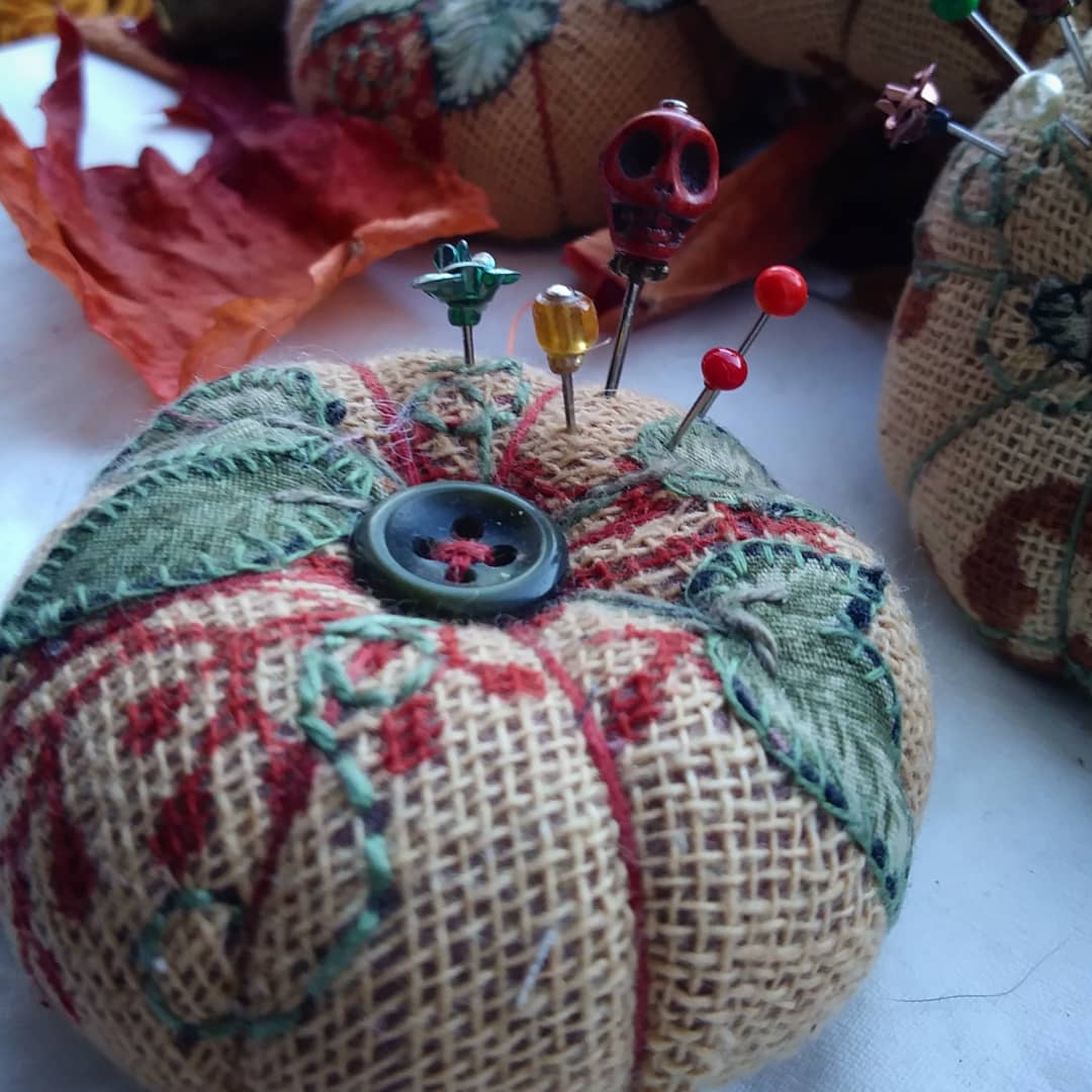 Pumpkin pincushion russet and natural colourway