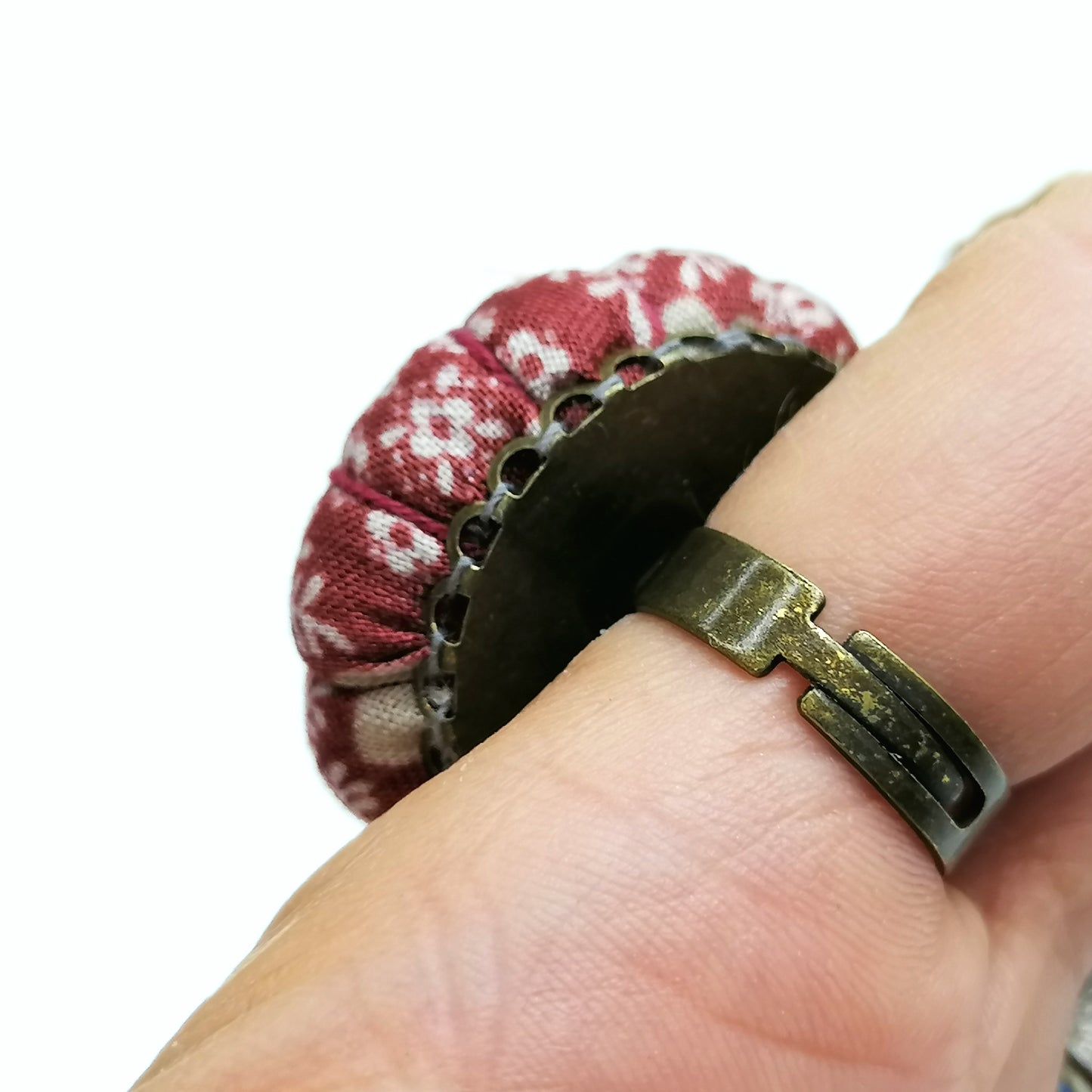 Classic Pumpkin Pincushion Rings - Daisy