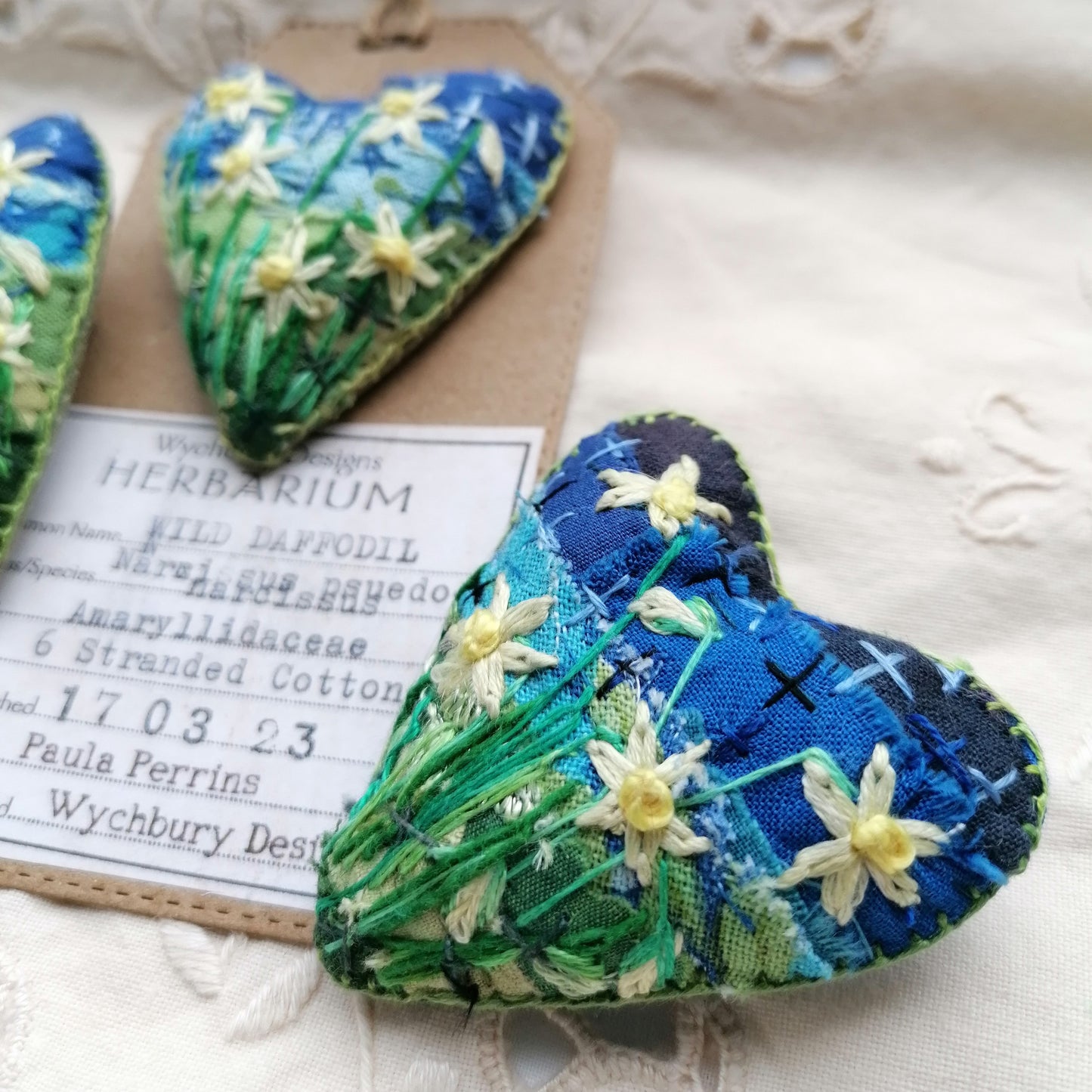 Stitched DAFFODIL Heart Brooches