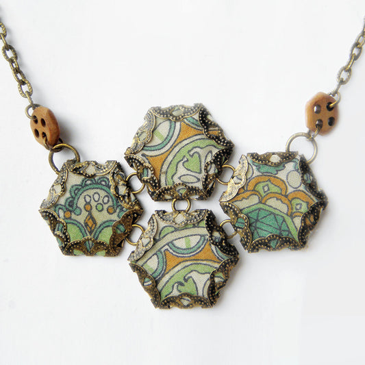 Hexie Quartet Necklace, Pistachio {A}